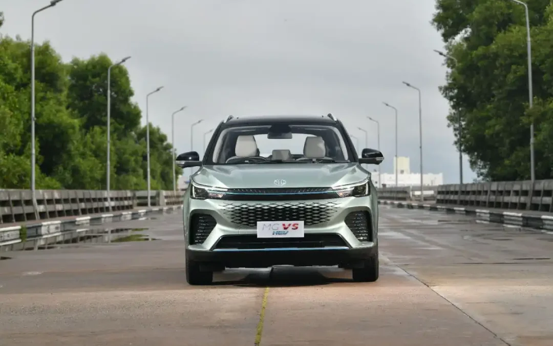 MG VS HEV: Hybrid Canggih dengan Performa dan Keiritan Terbaik